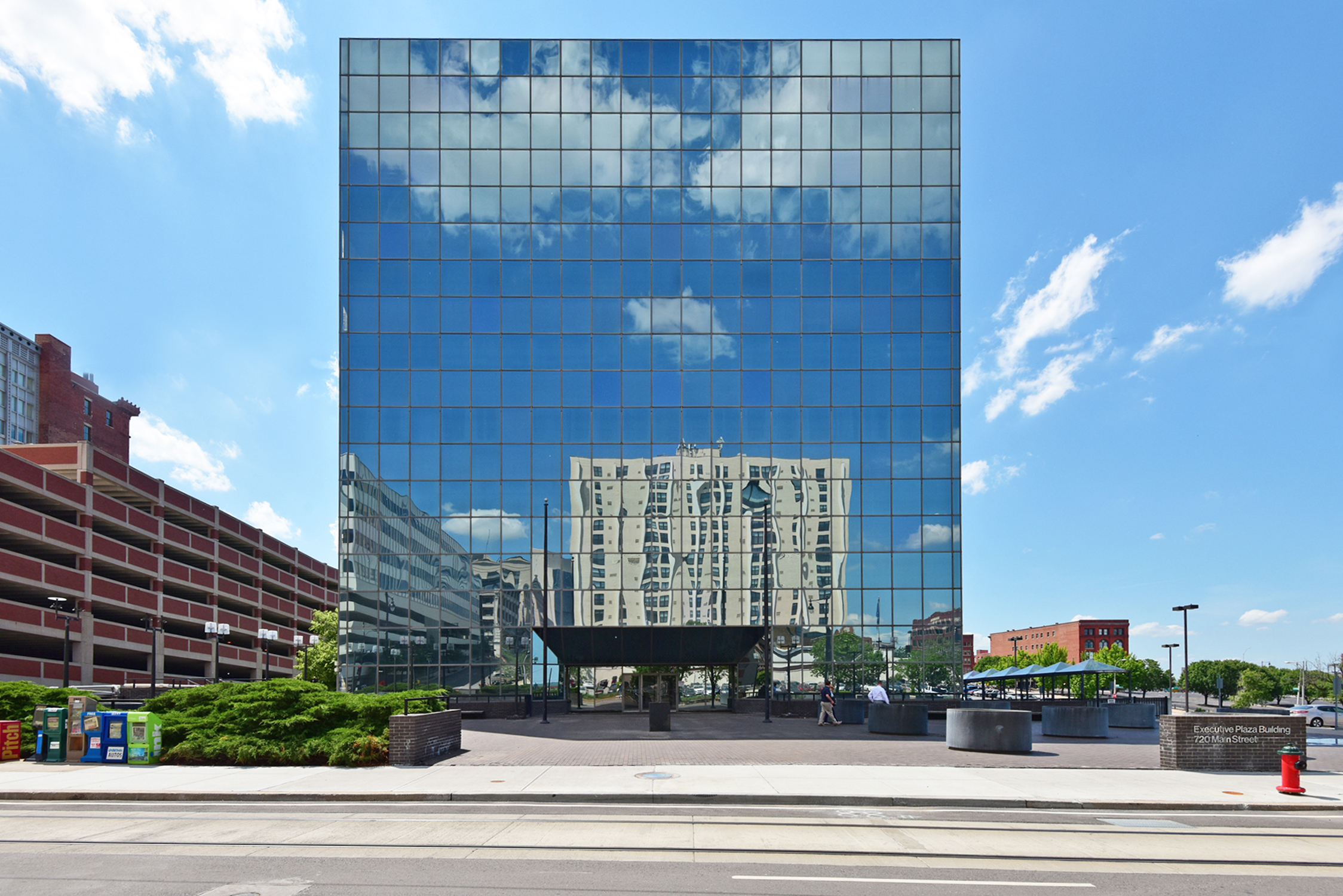 Executive Plaza Office Building <br>(The Flashcube), Kansas City, MO